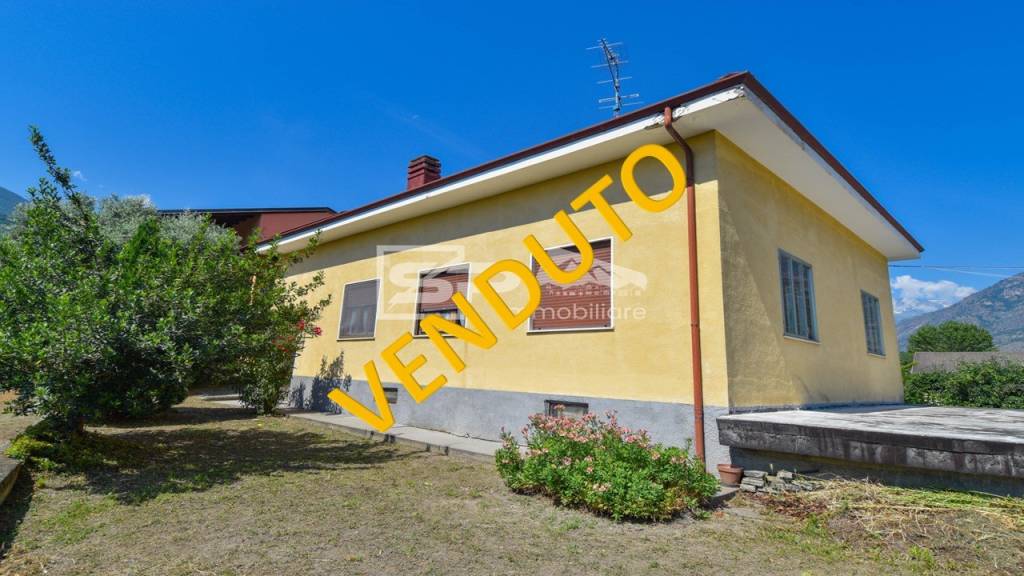 casa indipendente in vendita a Bussoleno