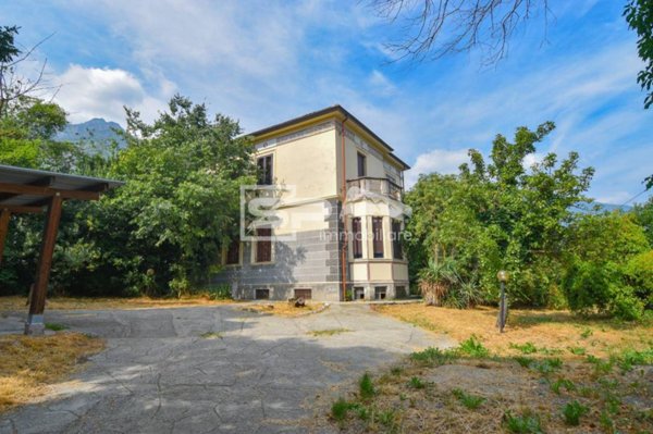 casa indipendente in vendita a Bussoleno