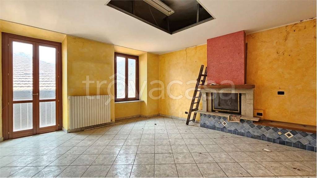 appartamento in vendita a Bussoleno