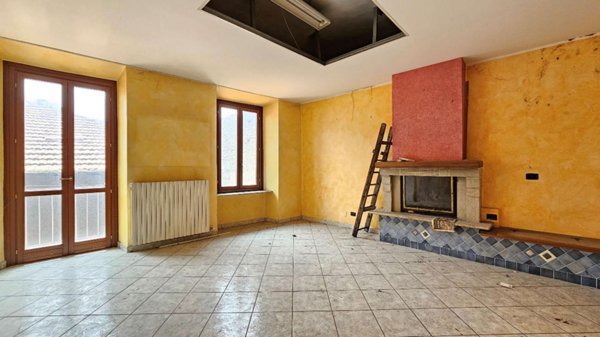 appartamento in vendita a Bussoleno