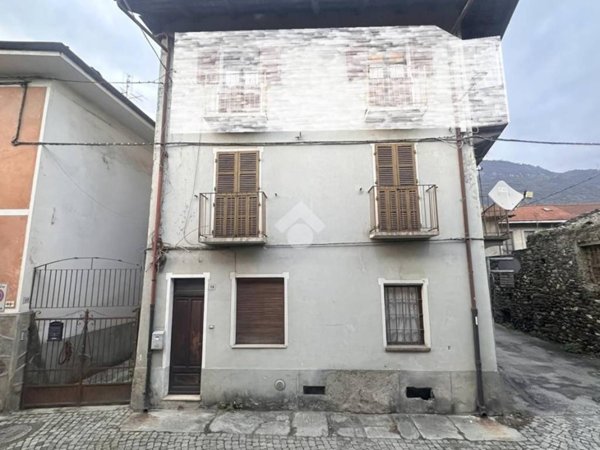 casa semindipendente in vendita a Bussoleno
