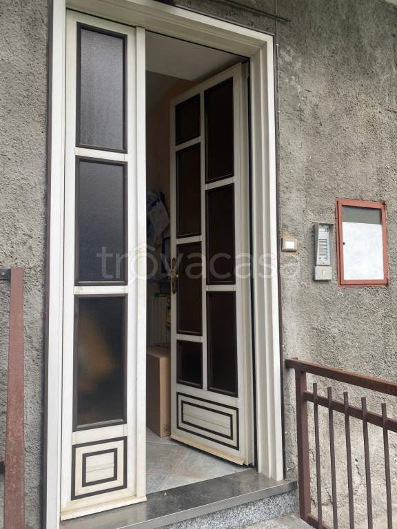 casa indipendente in vendita a Bussoleno in zona Foresto