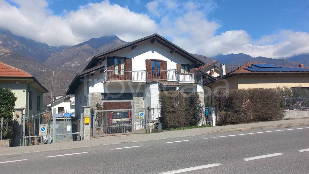 casa indipendente in vendita a Bussoleno