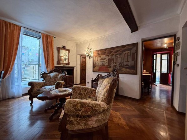 casa indipendente in vendita a Bussoleno