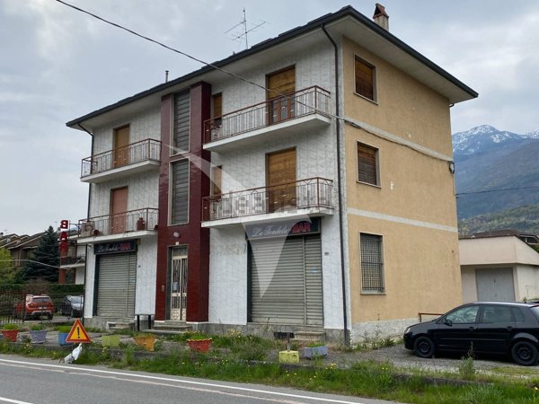 casa indipendente in vendita a Bussoleno