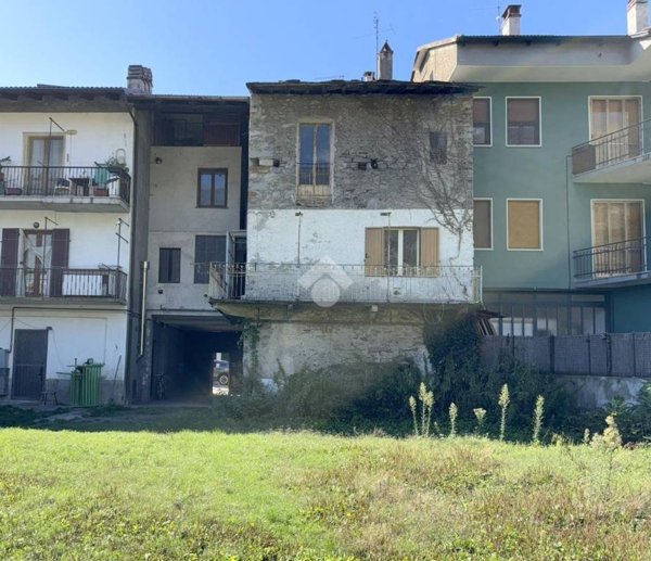 casa semindipendente in vendita a Bussoleno