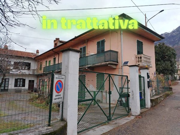 casa indipendente in vendita a Bussoleno