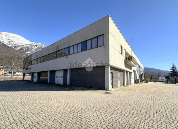 locale di sgombero in vendita a Bussoleno