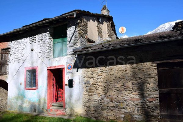casa indipendente in vendita a Bussoleno in zona Santa Petronilla
