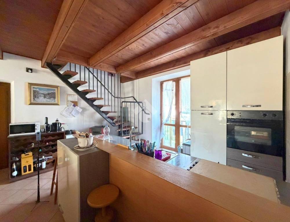 appartamento in vendita a Bussoleno