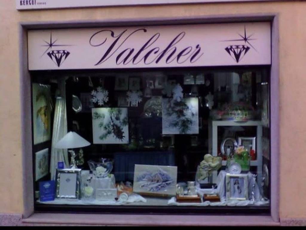 negozio in vendita a Bussoleno