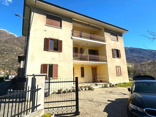 casa indipendente in vendita a Bussoleno