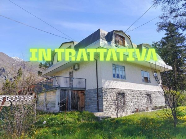 casa indipendente in vendita a Bussoleno