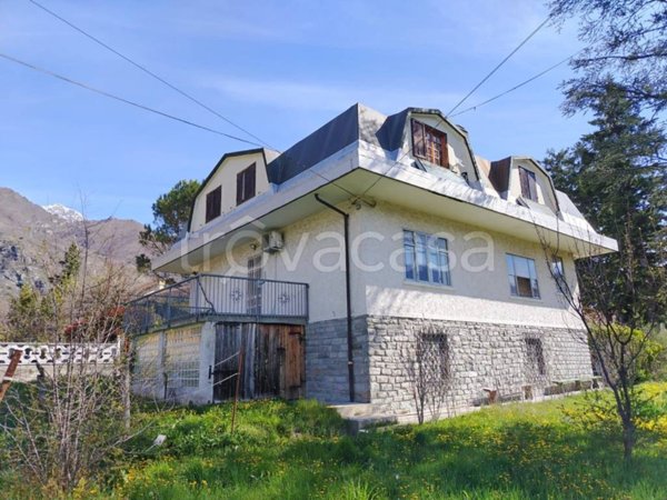 casa indipendente in vendita a Bussoleno in zona San Lorenzo