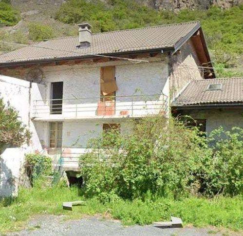casa indipendente in vendita a Bussoleno in zona Foresto