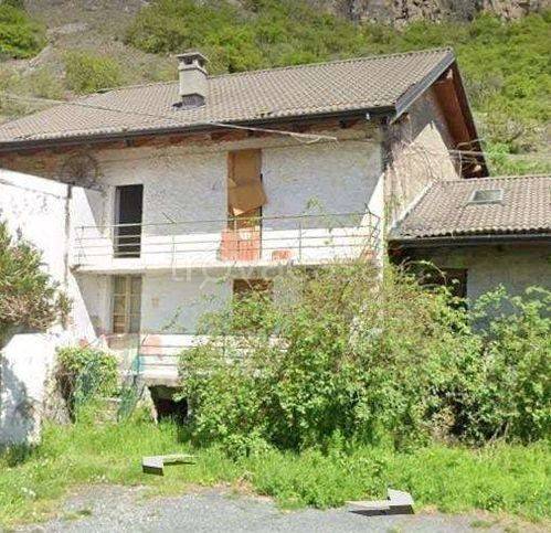 casa indipendente in vendita a Bussoleno in zona Foresto