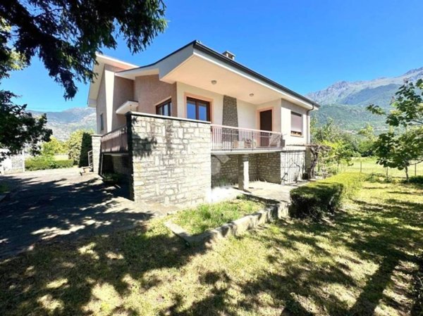 casa indipendente in vendita a Bussoleno in zona Argiassera