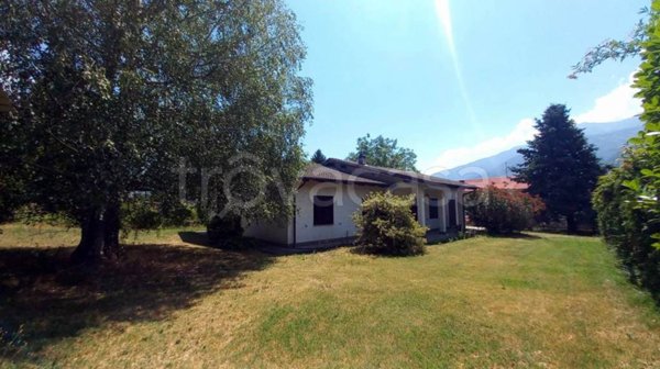 casa indipendente in vendita a Bussoleno in zona Foresto
