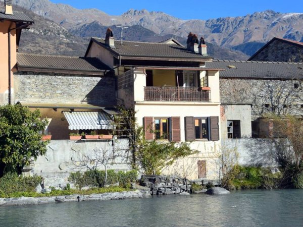casa indipendente in vendita a Bussoleno in zona Argiassera