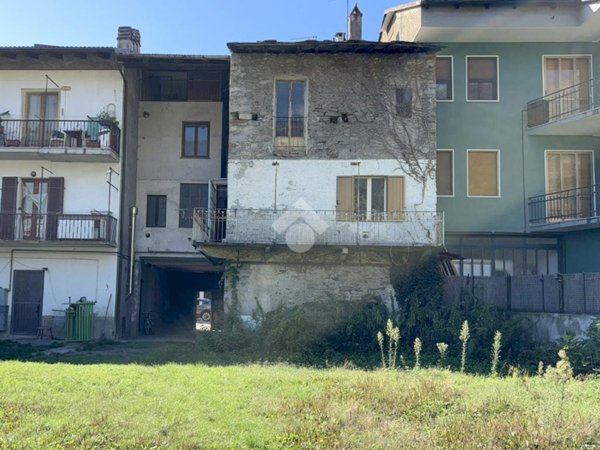 casa semindipendente in vendita a Bussoleno in zona San Lorenzo