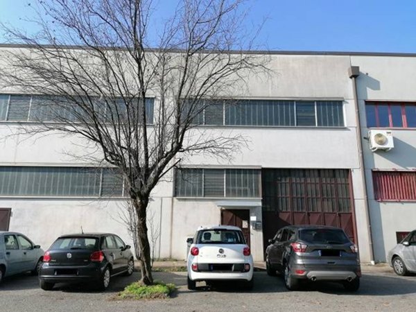 capannone in vendita a Buttigliera Alta