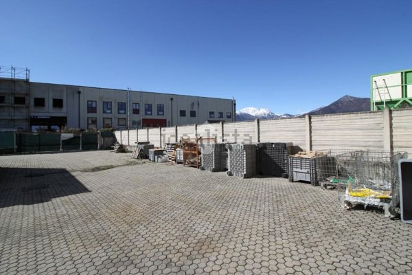 capannone in vendita a Buttigliera Alta