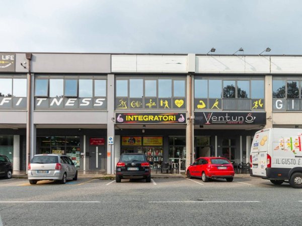 negozio in vendita a Buttigliera Alta in zona Ferriera