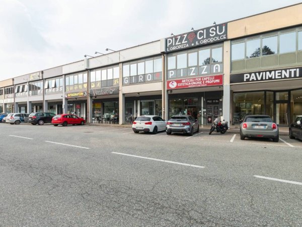 negozio in vendita a Buttigliera Alta in zona Ferriera