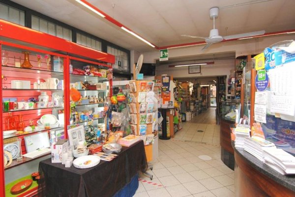 negozio in vendita a Buttigliera Alta