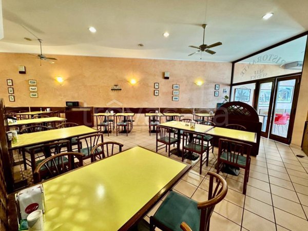 negozio in vendita a Buttigliera Alta in zona Ferriera