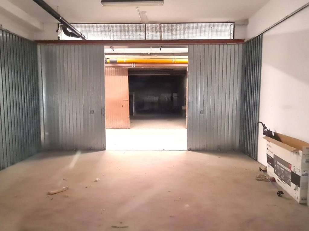 locale commerciale in vendita a Buttigliera Alta in zona Ferriera