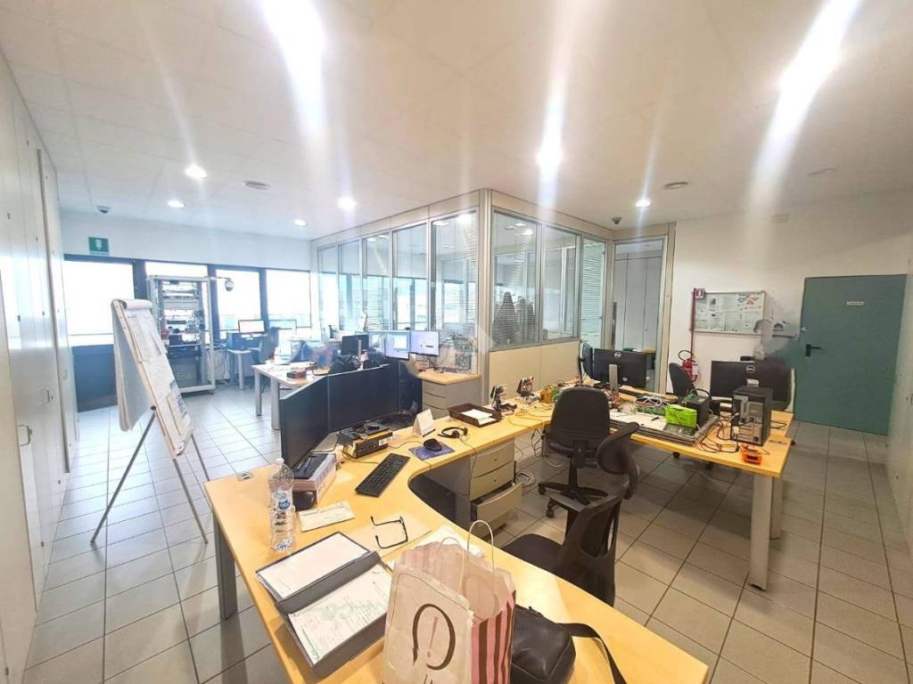 ufficio in vendita a Buttigliera Alta in zona Ferriera