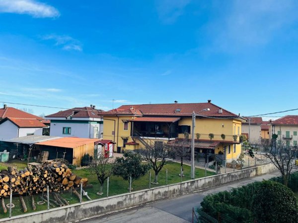 appartamento in vendita a Cafasse in zona Monasterolo