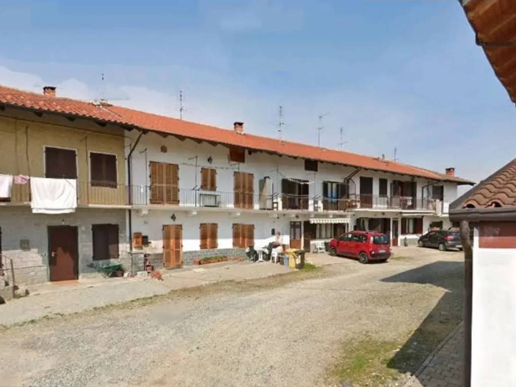 pentavano in vendita a Cafasse