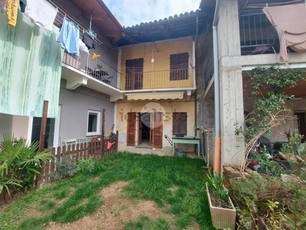 appartamento in vendita a Cafasse in zona Monasterolo