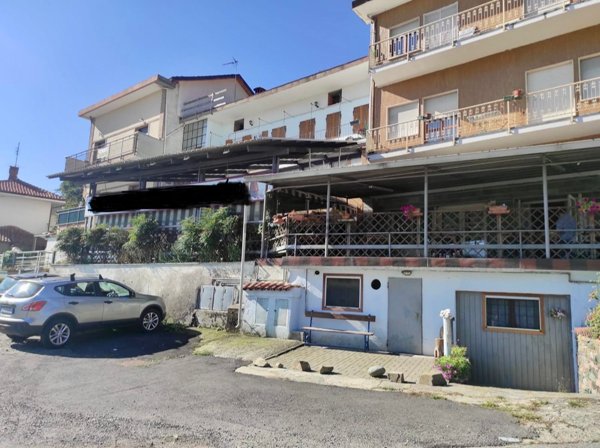 negozio in vendita a Cafasse