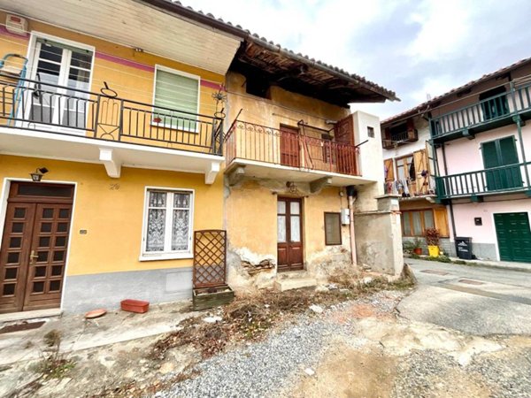 casa indipendente in vendita a Cafasse in zona Monasterolo