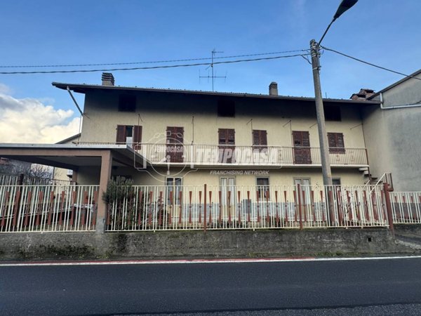 casa indipendente in vendita a Cafasse in zona Funghetto