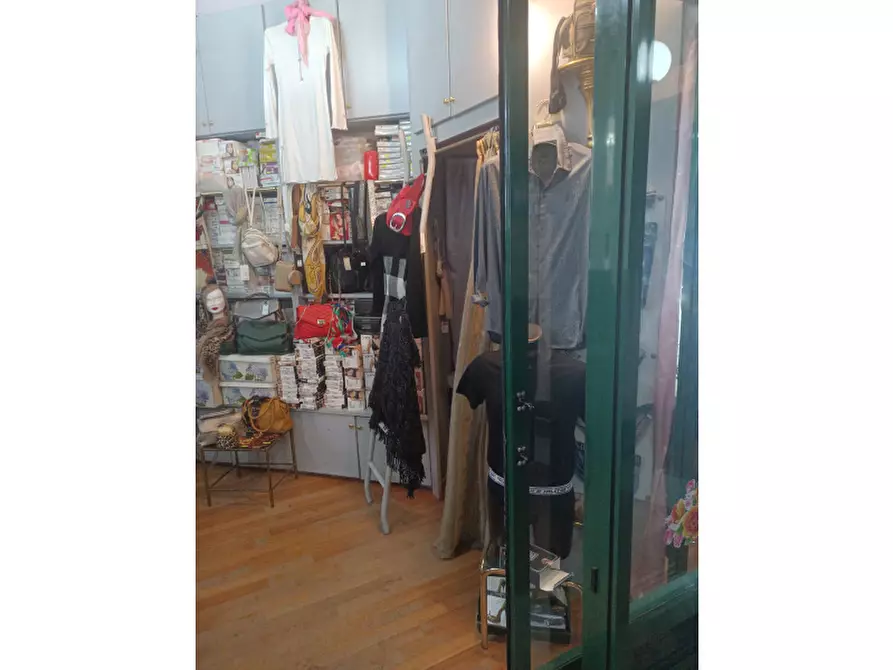 negozio in vendita a Caluso