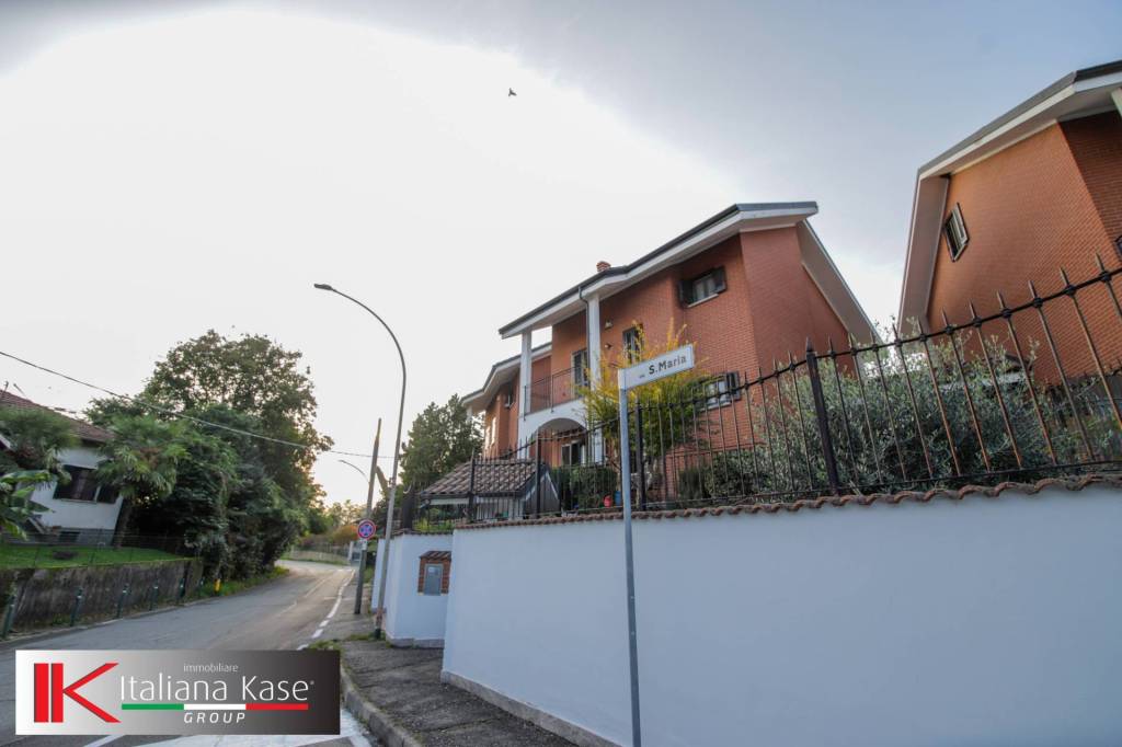 casa indipendente in vendita a Caluso