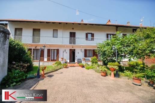 casa indipendente in vendita a Caluso in zona Arè