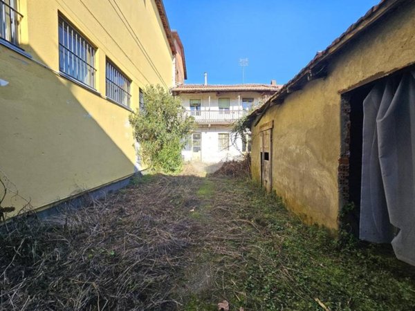 casa indipendente in vendita a Caluso