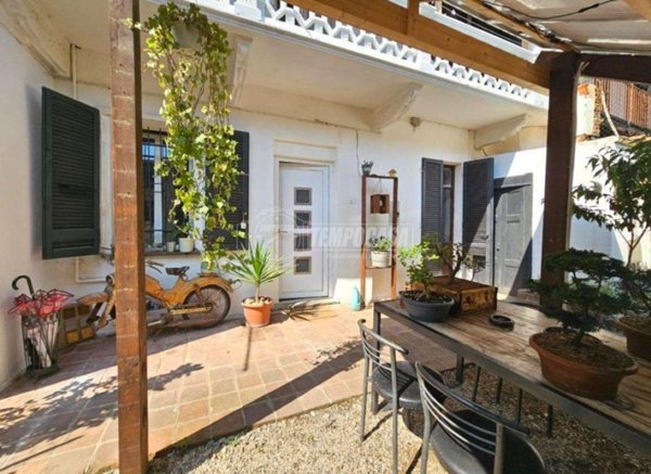 casa indipendente in vendita a Caluso