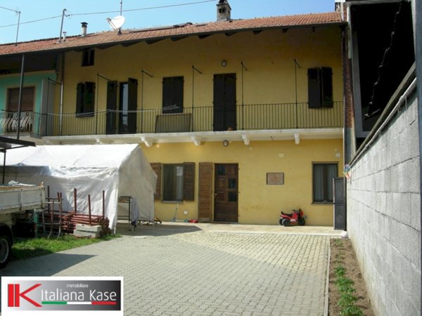 appartamento in vendita a Caluso in zona Rodallo