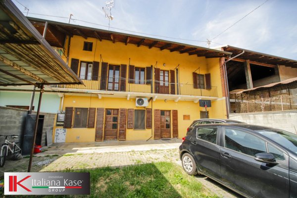 casa semindipendente in vendita a Caluso in zona Rodallo