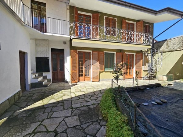 casa indipendente in vendita a Caluso