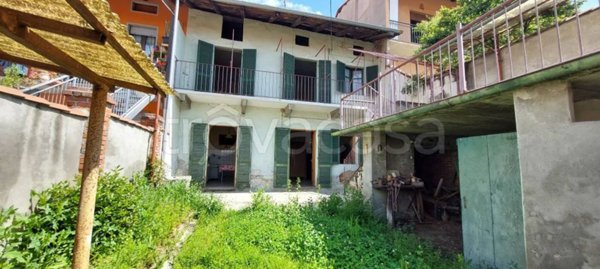 casa indipendente in vendita a Caluso