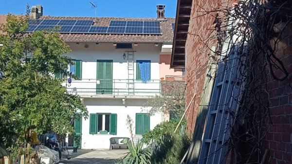 casa indipendente in vendita a Caluso in zona Rodallo