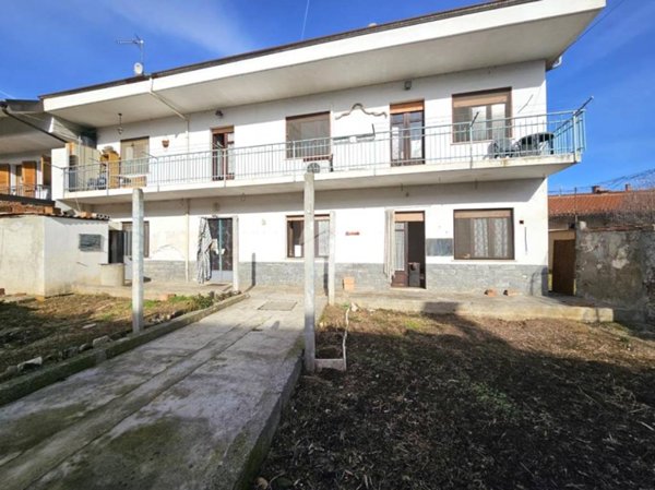 casa indipendente in vendita a Caluso in zona Rodallo
