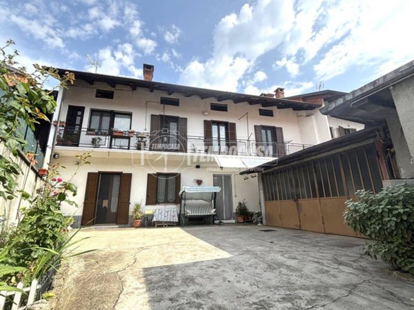 casa indipendente in vendita a Caluso in zona Rodallo